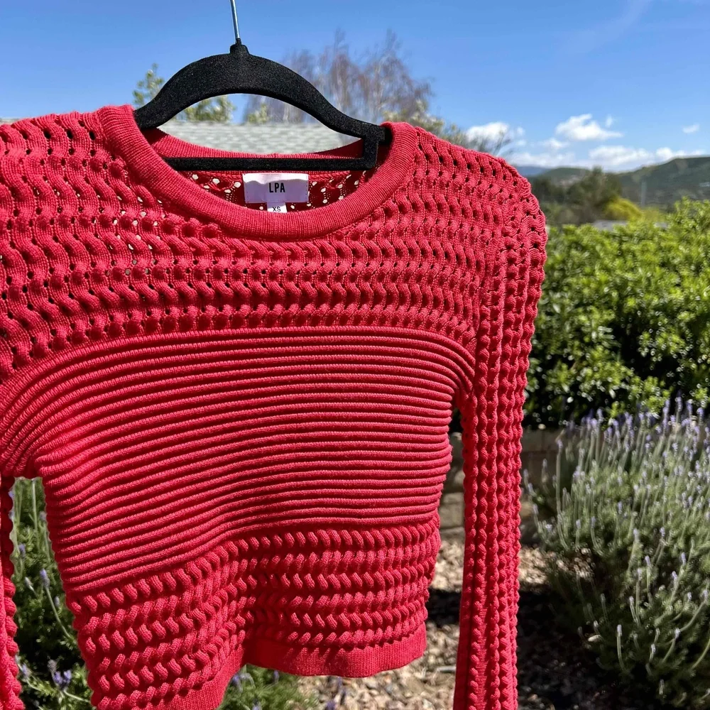LPA Long Sleeve Knit Crop Top 242 in Red Size XS NWOT - Picture 6 of 7